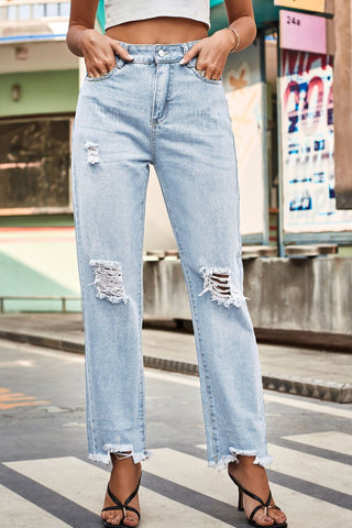 Distresssed Buttoned Loose Fit Jeans