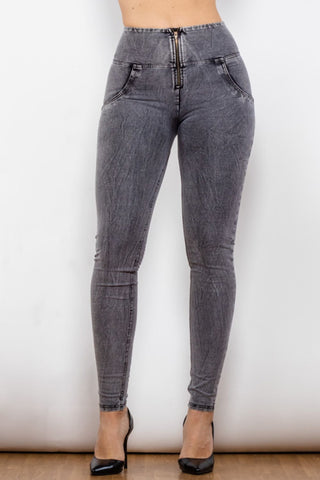 Shascullfites Zip Closure Skinny Jeans with Pockets
